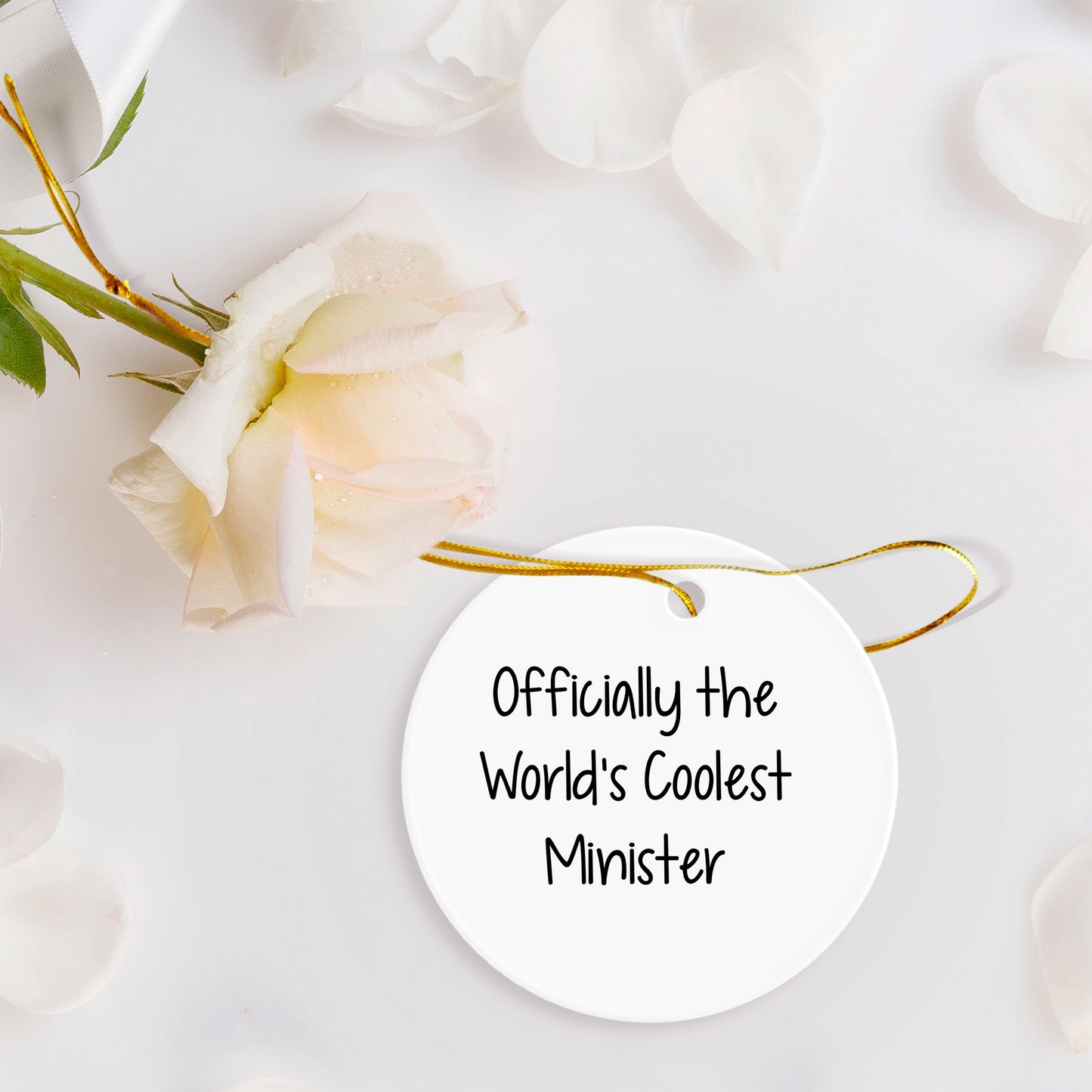 Funny Minister Gifts for Christmas, Officially The World's Coolest Minister Circle Ornament for Men Women Friends Family, Gifts from Family for Minister - Mallard Moon