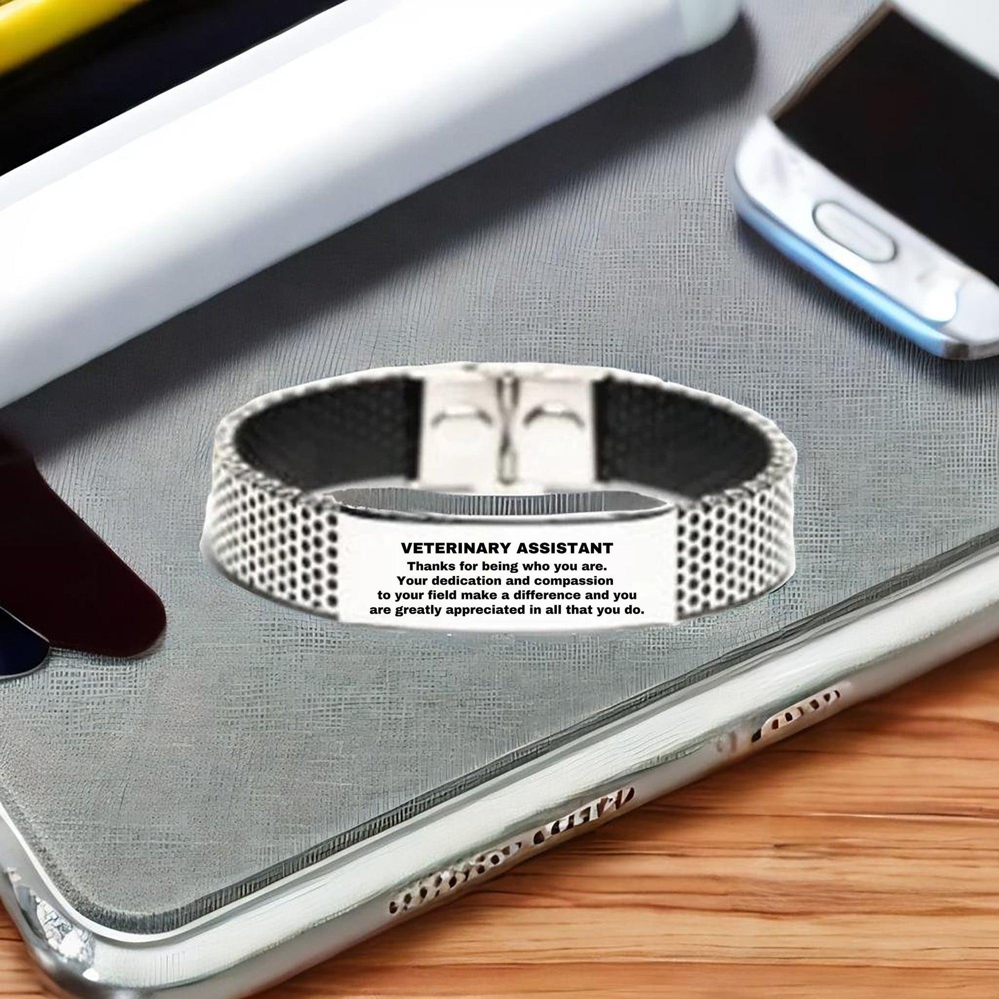 Veterinary Assistant Silver Shark Mesh Stainless Steel Engraved Bracelet - Thanks for being who you are - Birthday Christmas Jewelry Gifts Coworkers Colleague Boss - Mallard Moon Gift Shop