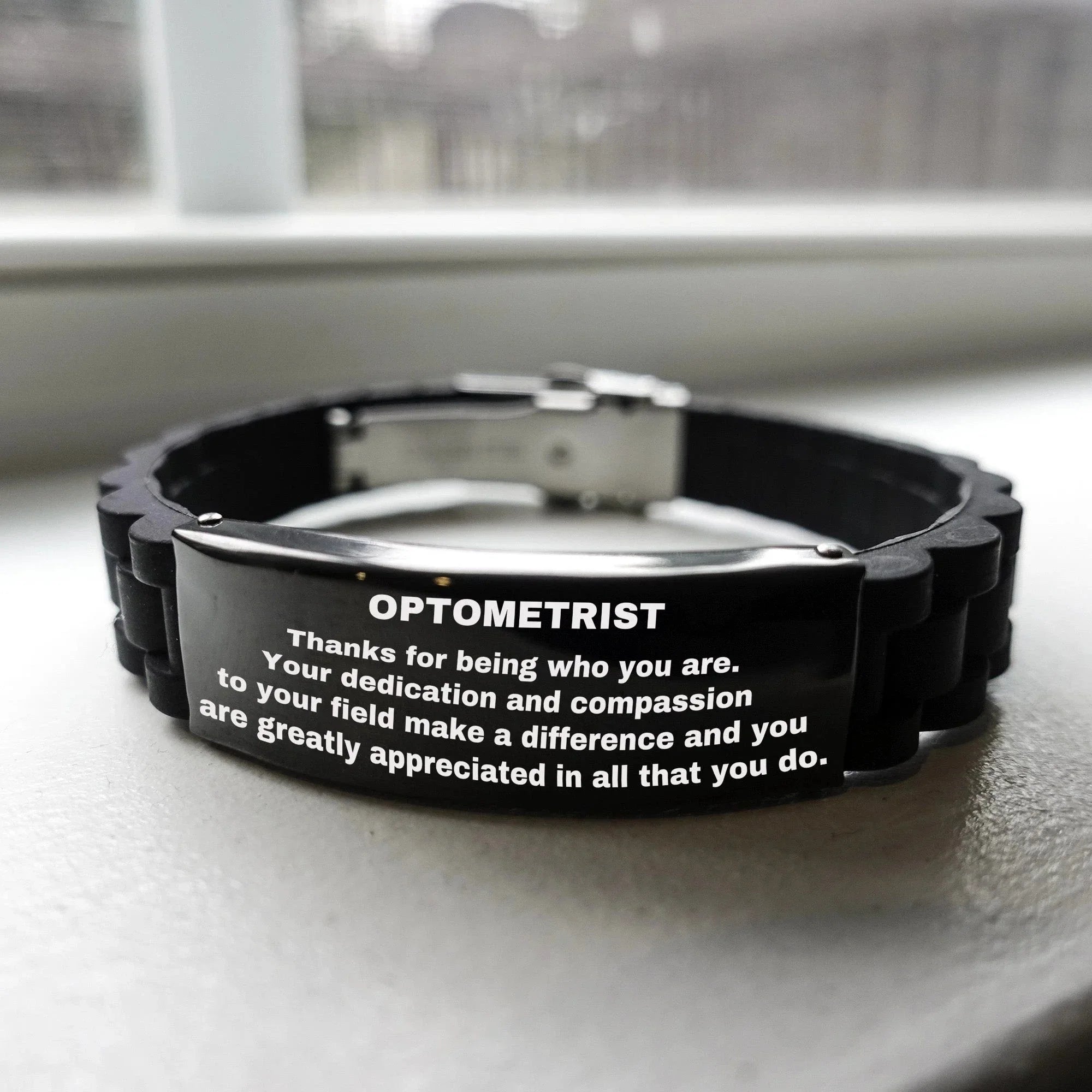 Optometrist Glidelock Bracelet – Engraved Black Stainless Steel and Silicone Wristband Gift for Optometrists – Appreciation Gift for Him or Her