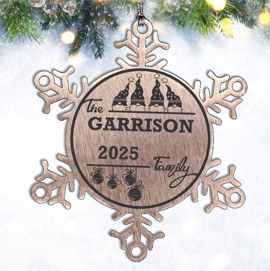 Personalized 4 Gnome Family Snowflake Ornament – Custom Stainless Steel Christmas Keepsake with Gift Bag – Engraved Names & Dates Holiday Decor for Family or Friends