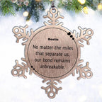 Bestie Long Distance Relationship Gifts, No matter the miles that separate us, Cute Love Snowflake Ornament For Bestie, Birthday Christmas Unique Gifts For Bestie