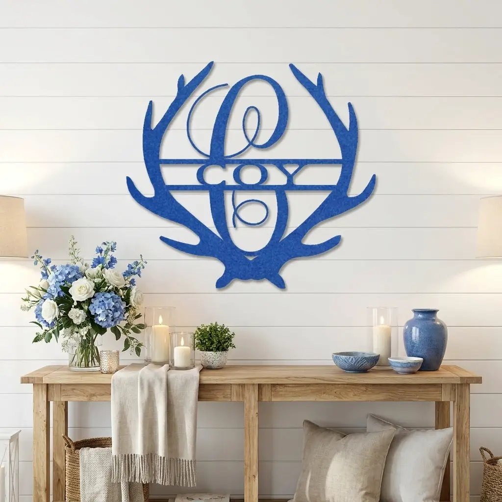 Personalized Deer Antler Family Name Metal Sign – Rustic Last Name Monogram Wall Art – Cabin Lodge Decor Gift