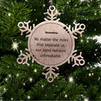 Grandma Long Distance Relationship Gifts, No matter the miles that separate us, Cute Love Snowflake Ornament For Grandma, Birthday Christmas Unique Gifts For Grandma
