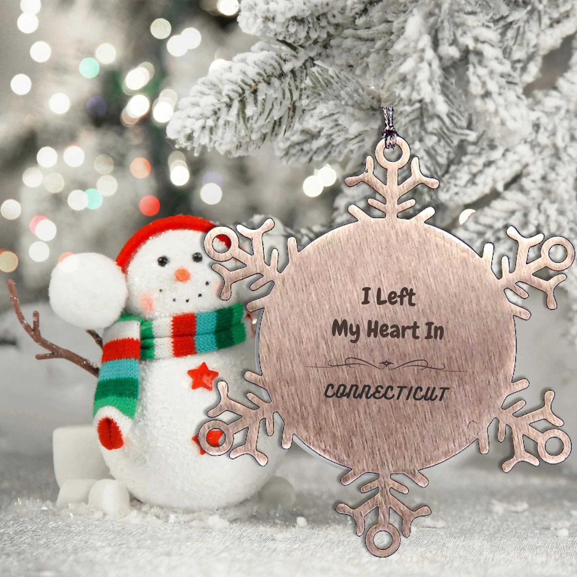 I Left My Heart In Connecticut Gifts, Meaningful Connecticut State for Friends, Men, Women. Snowflake Ornament for Connecticut People