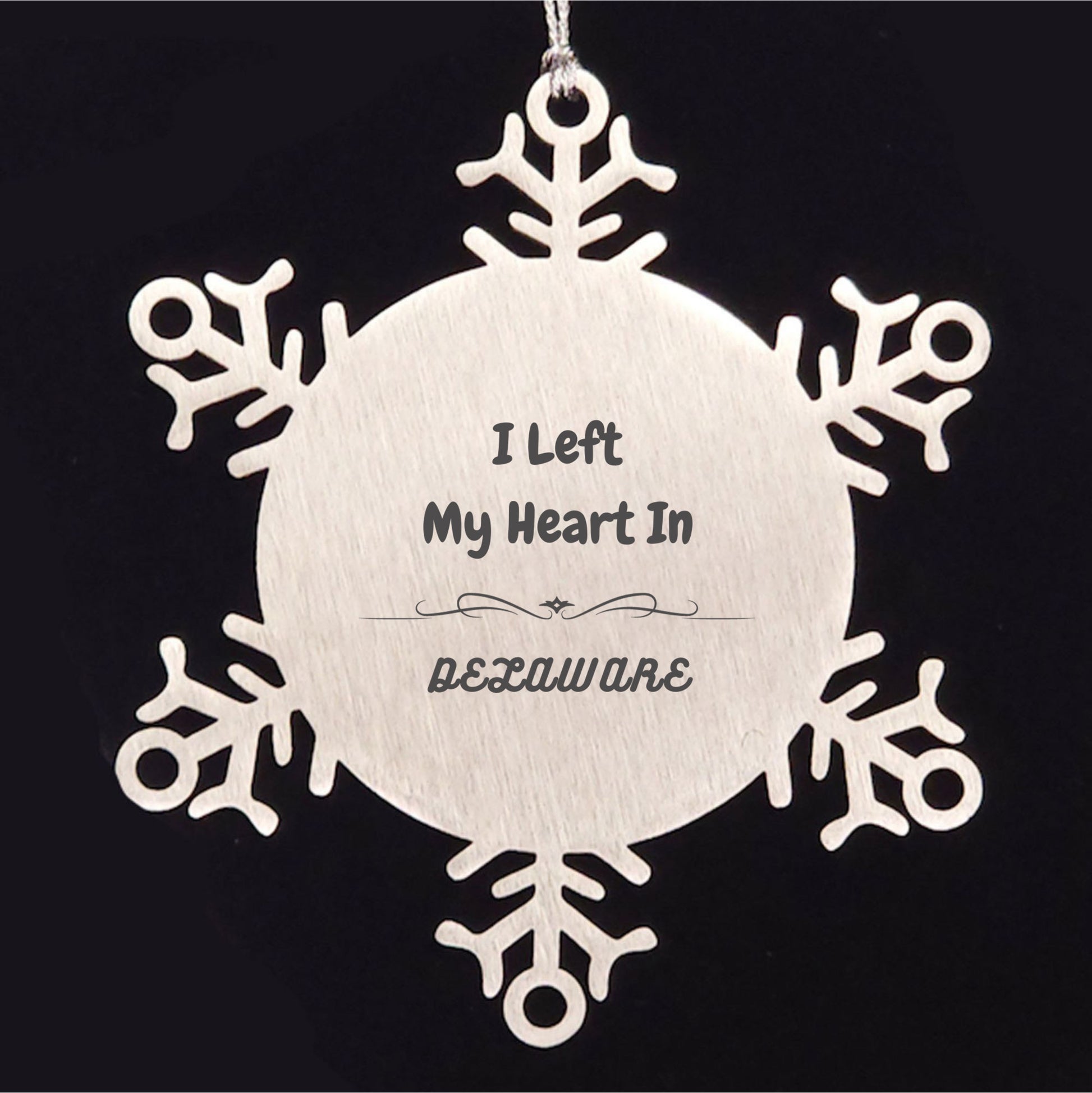 I Left My Heart In Delaware Gifts, Meaningful Delaware State Snowflake Ornament for Delaware People - Mallard Moon Gift Shop