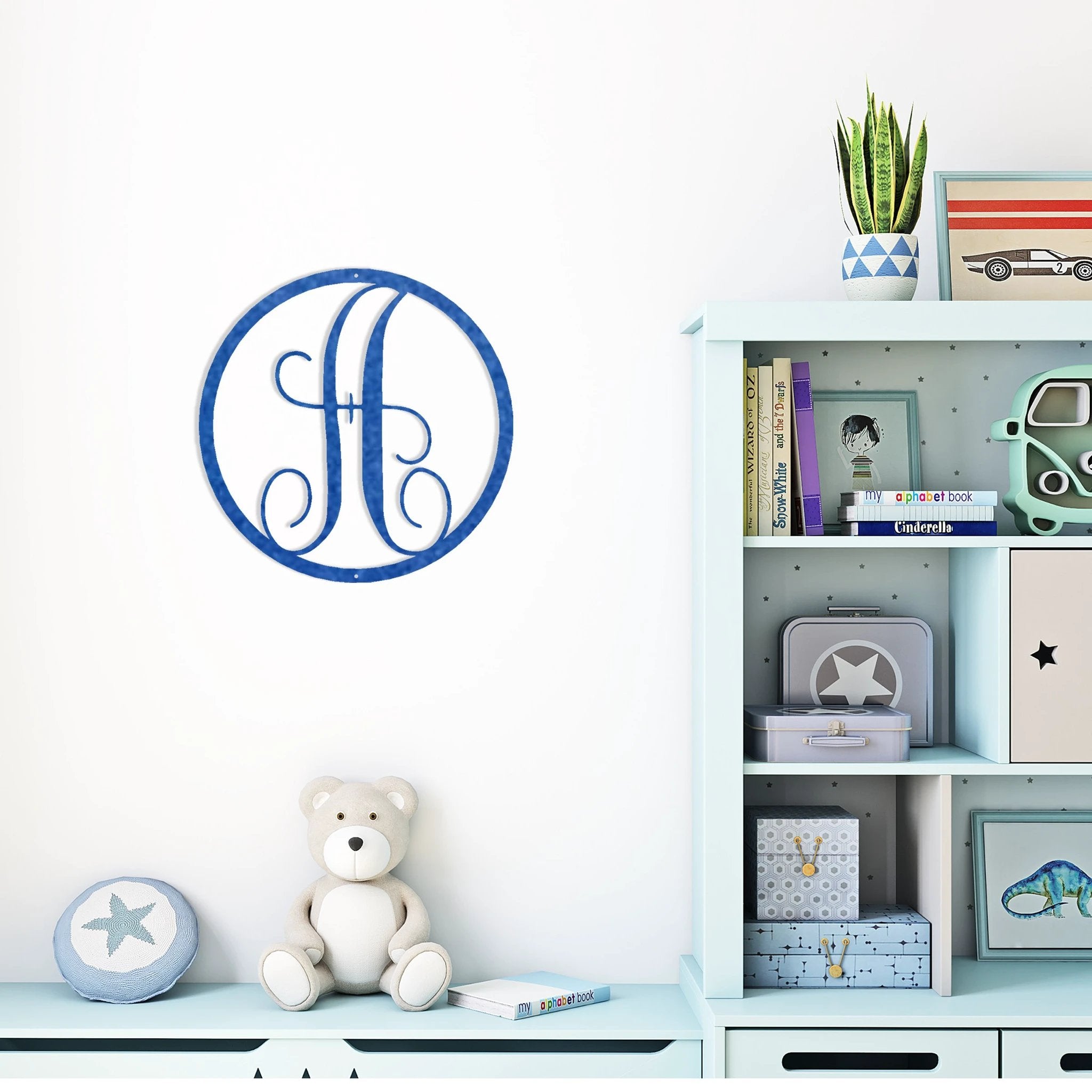 Personalized Monogram Metal Wall Art – Custom Initial Sign – Elegant Script Letter Decor – Wedding Gift – Family Name Sig