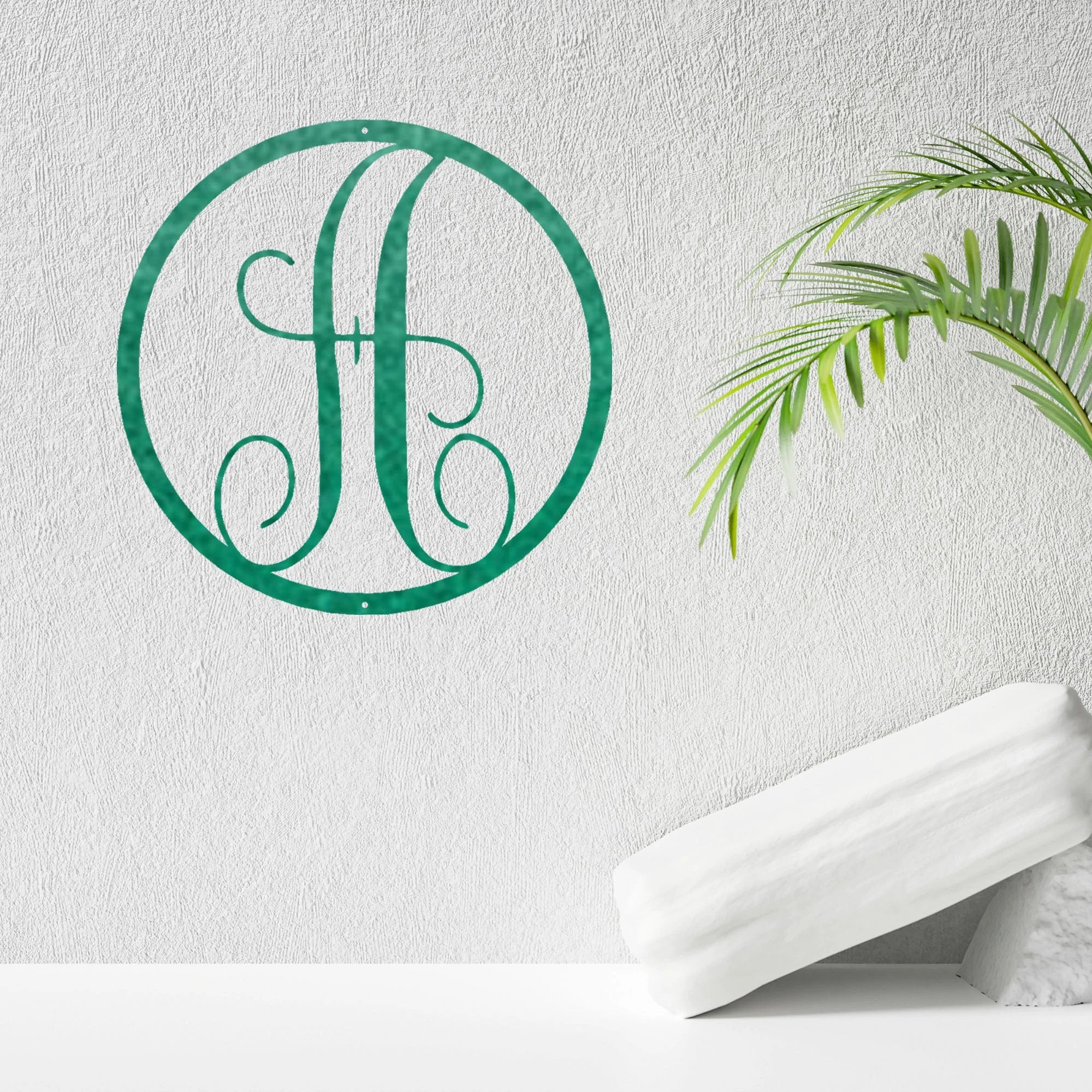 Personalized Monogram Metal Wall Art – Custom Initial Sign – Elegant Script Letter Decor – Wedding Gift – Family Name Sig