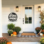 Personalized Pumpkin Metal Wall Art – Welcome Fall Sign with Family Name – Rustic Autumn Decor – Custom Front Door Pumpkin Sign – Farmhouse Fall Decor