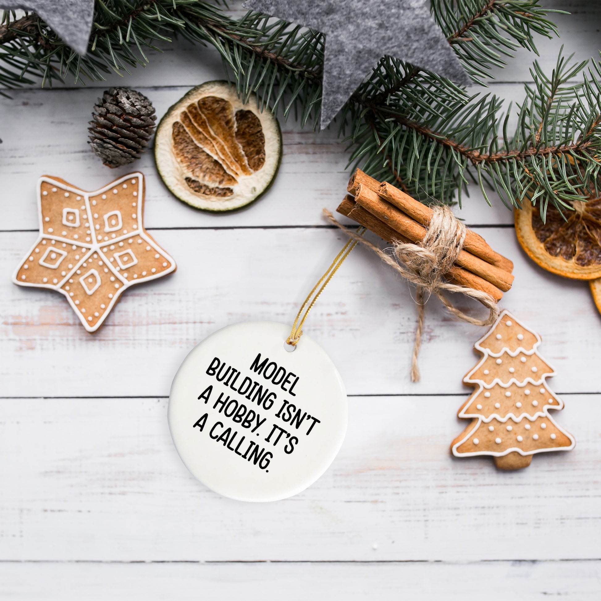 Model Building Circle Ornament Gifts from Friends to Enthusiasts - 'Model Building Isn't A Hobby. It's A Calling.' Quote Circle Shaped Ornament for Christmas - Mallard Moon