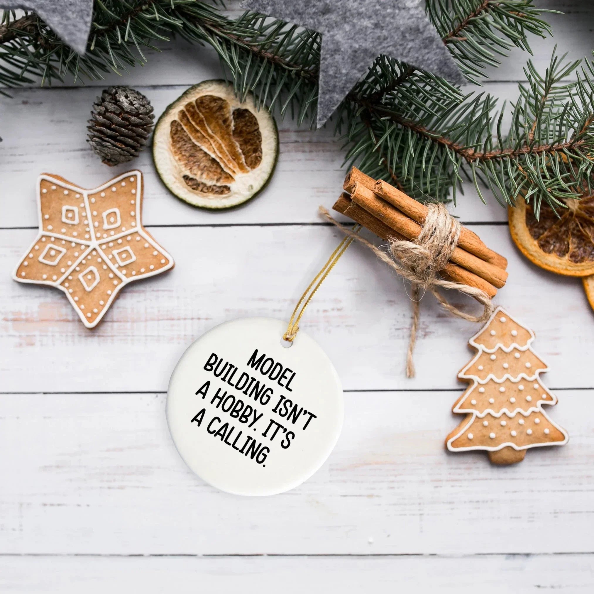 Model Building Circle Ornament Gifts from Friends to Enthusiasts - 'Model Building Isn't A Hobby. It's A Calling.' Quote Circle Shaped Ornament for Christmas