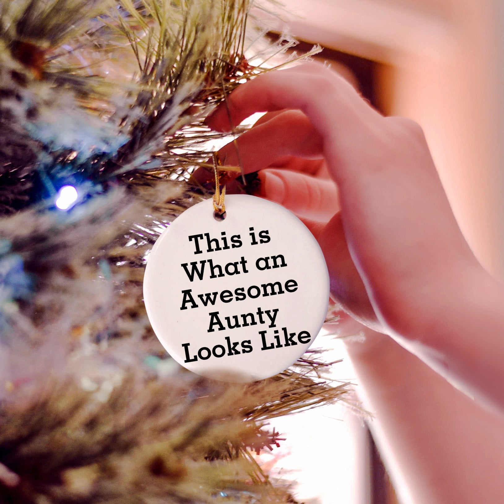 Aunty Gifts, This Is What An Awesome Aunty Looks Like, Circle Ornament for Christmas Gifts