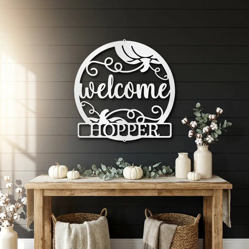 Personalized Pumpkin Metal Wall Art – Welcome Fall Sign with Family Name – Rustic Autumn Decor – Custom Front Door Pumpkin Sign – Farmhouse Fall Decor