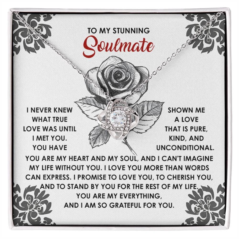 To My Stunning Soulmate Love Knot Necklace – A Romantic Gift to Cherish and Celebrate Unconditional Love