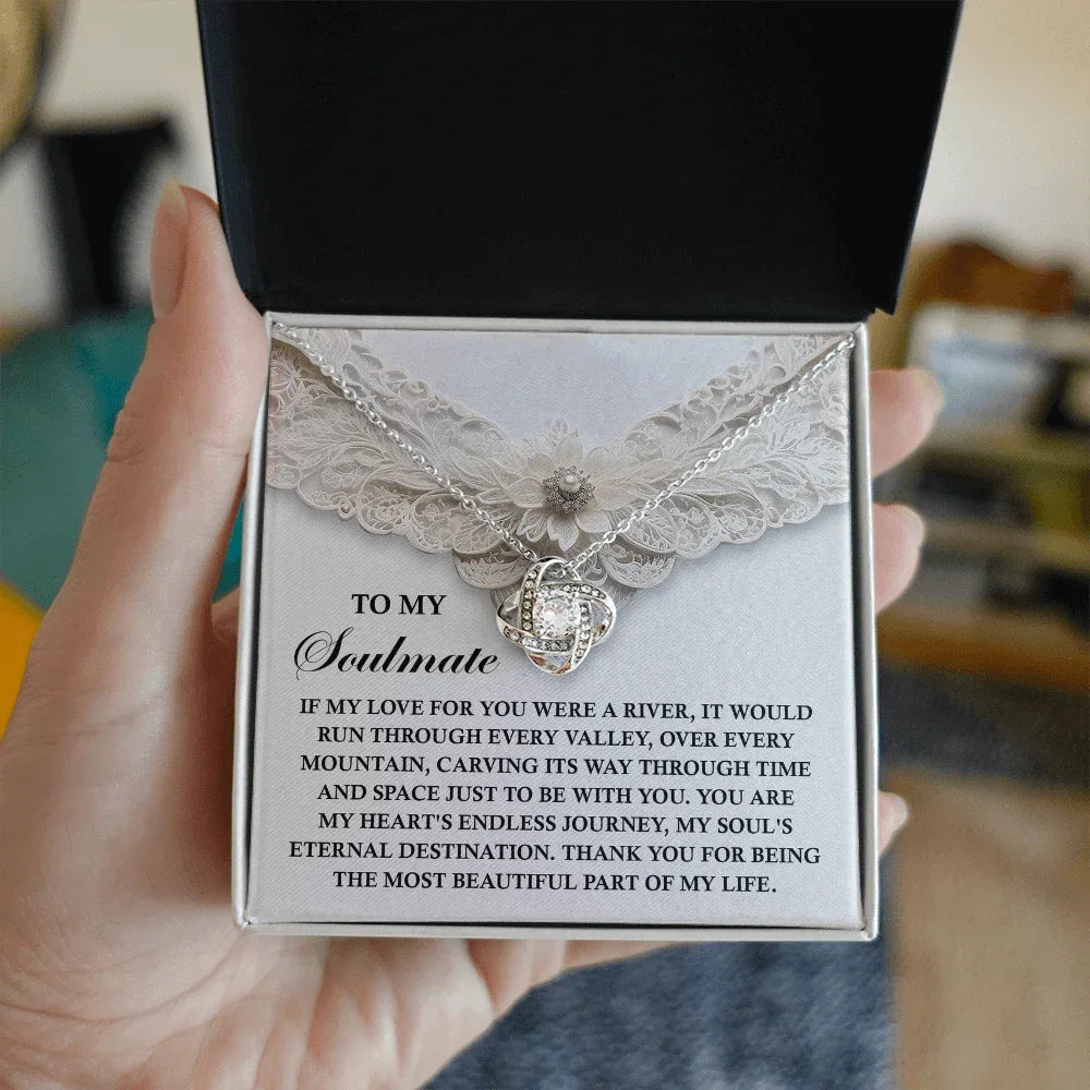 Romantic Love Knot Necklace – Celebrate Your Endless Journey Together