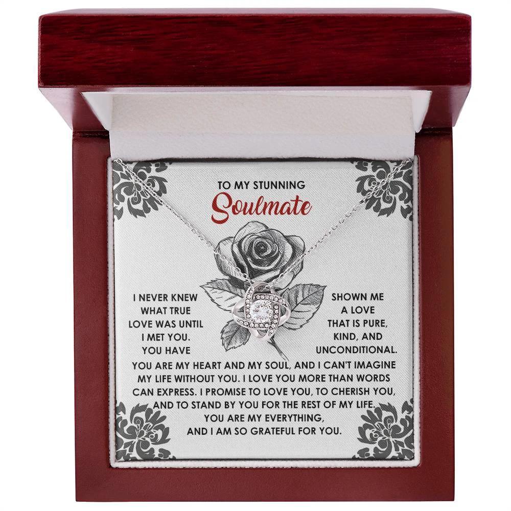To My Stunning Soulmate Love Knot Necklace – A Romantic Gift to Cherish and Celebrate Unconditional Love