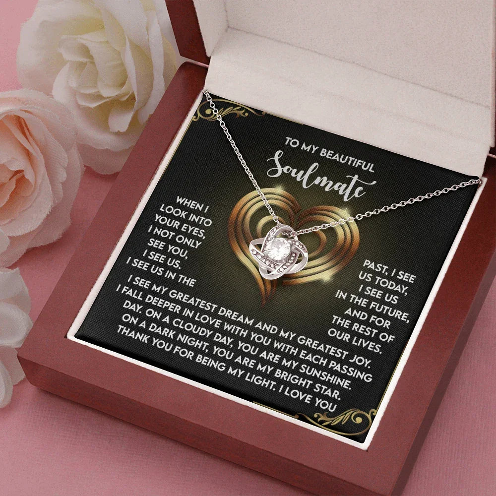 Soulmate Necklace – Celebrate Eternal Love with This Heartfelt Message and Pendant