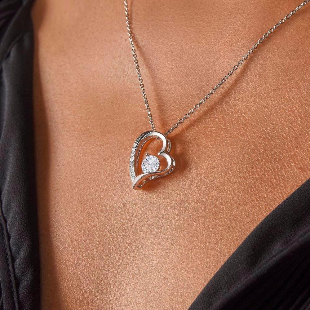 To My Beautiful Mom My Heart Will Always Be Tied to Home Forever Love Heart Pendant Necklace