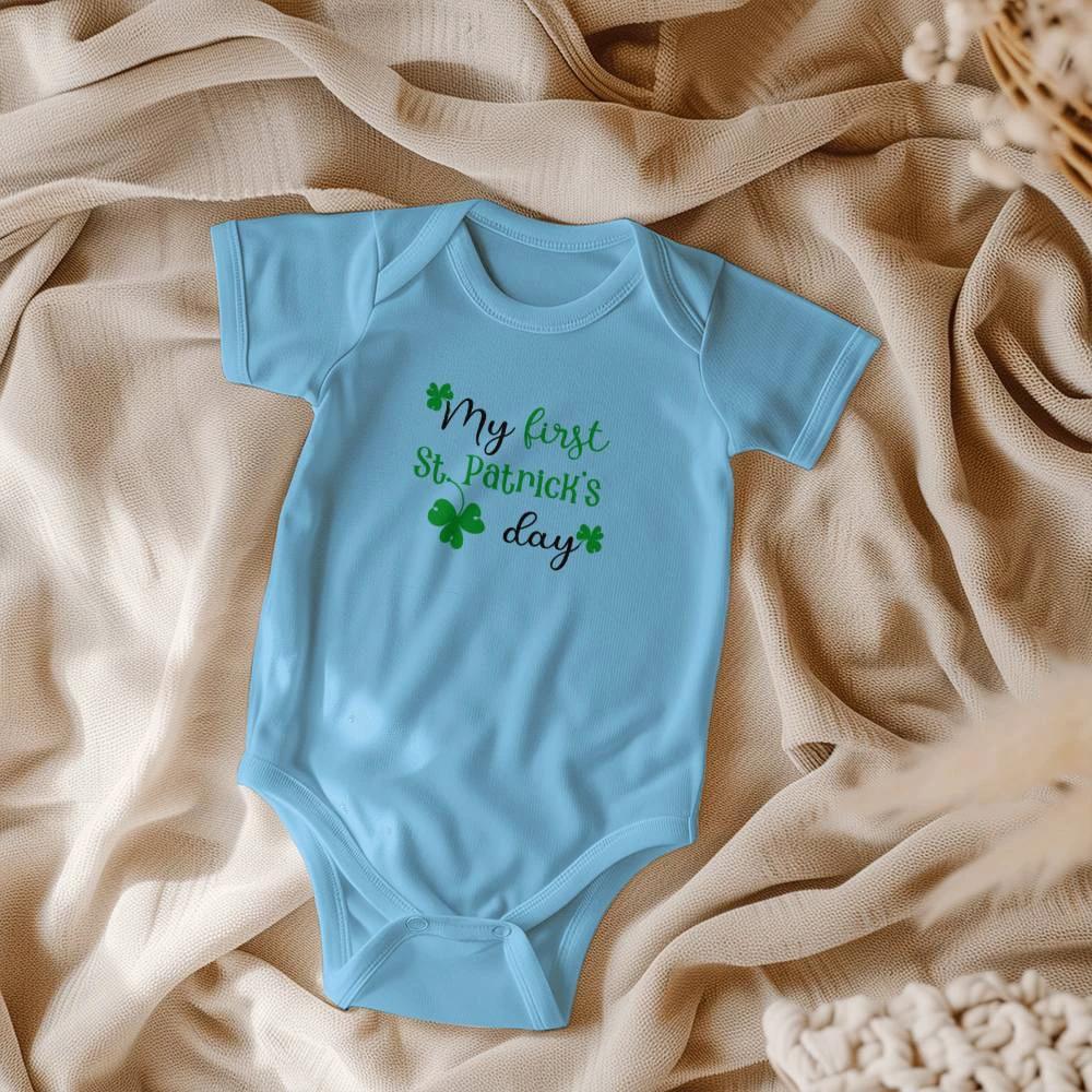 My First St. Patrick’s Day Baby Bodysuit – Cute Shamrock Onesie – Soft Cotton Infant Romper – Newborn Irish Holiday Outfit & Baby Shower Gift