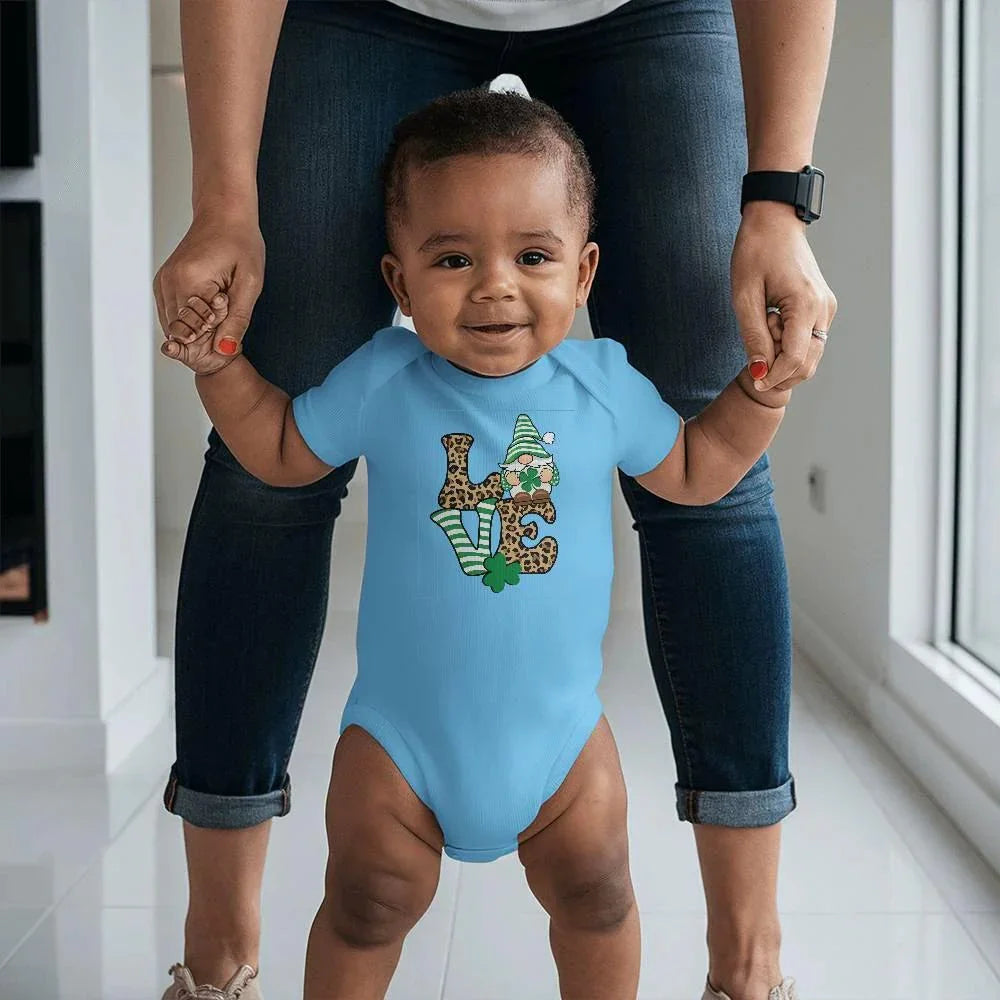Love St. Patrick’s Day Baby Bodysuit – Cute Gnome & Shamrock Onesie – Soft Cotton Infant Romper – Leopard Print Irish Holiday Outfit & Baby Gift