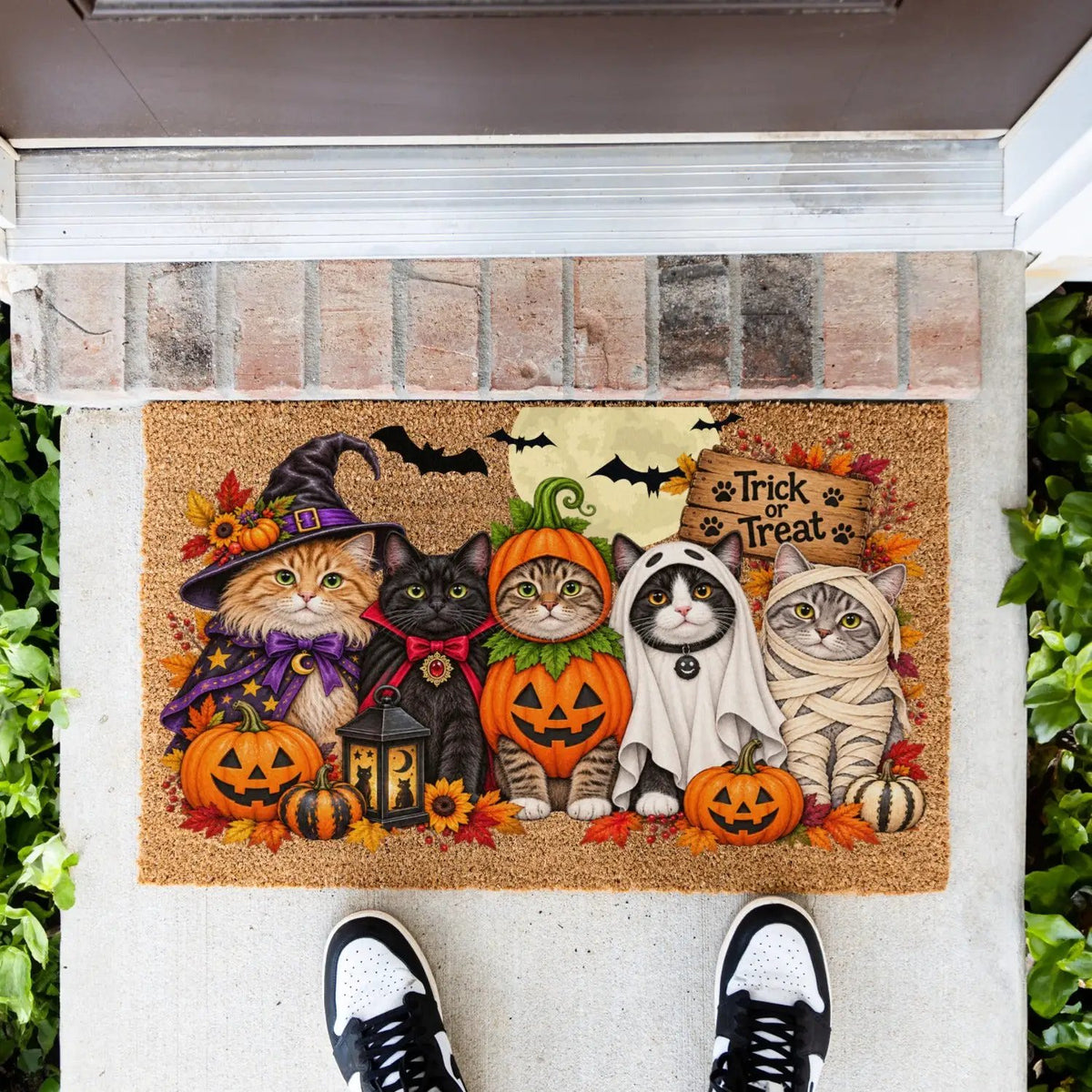 Halloween Cat Doormat, Funny Costumed Cats Coir Welcome Mat, Trick or Treat Porch Decor, Fall Cat Lover Gift, Spooky Front Door Mat