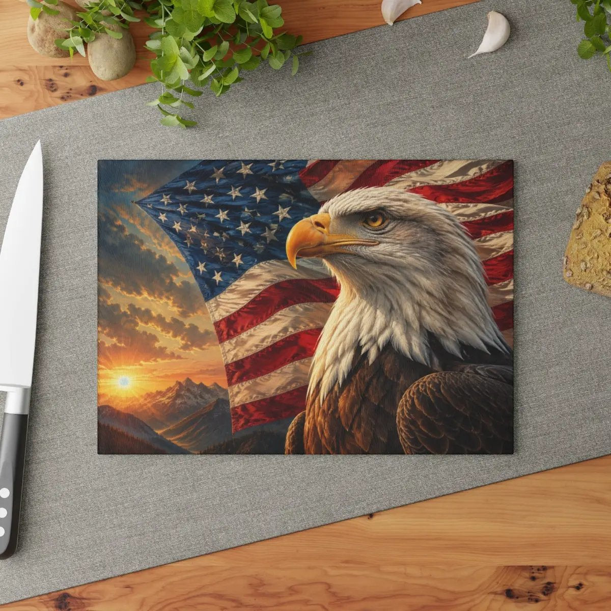 Patriotic Eagle Cutting Board, American Flag Glass Cutting Board, Bald Eagle Kitchen Decor, USA Patriotic Gift, Americana Home Decor