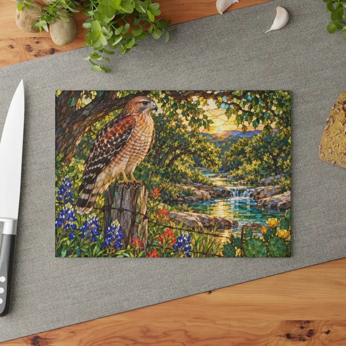 Red-Shouldered Hawk Glass Cutting Board, Bird Lover Kitchen Decor, Wildlife Art Chopping Board, Nature-Inspired Hostess Gift for Birdwatcher