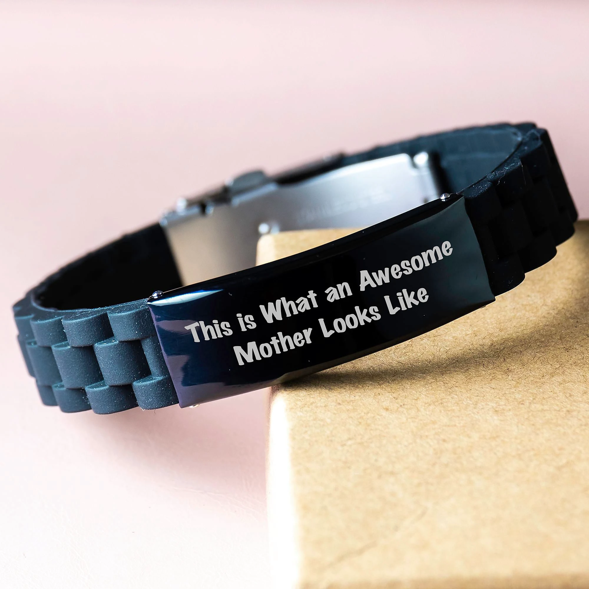 Gifts from Family, Unique Christmas Unique Gifts for Mom, Inspirational 'This Is What An Awesome Mother Looks Like' Glide lock Clasp Bracelet