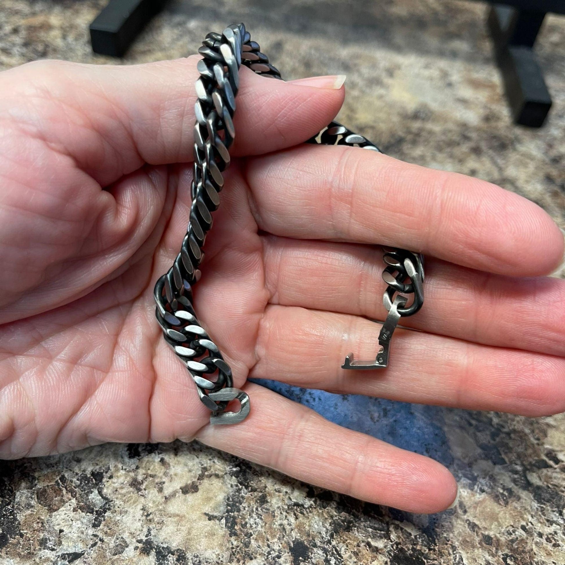 Oncologist Cuban Chain Link Bracelet - Thanks for being who you are - Birthday Christmas Jewelry Gifts Coworkers Colleague Boss - Mallard Moon Gift Shop