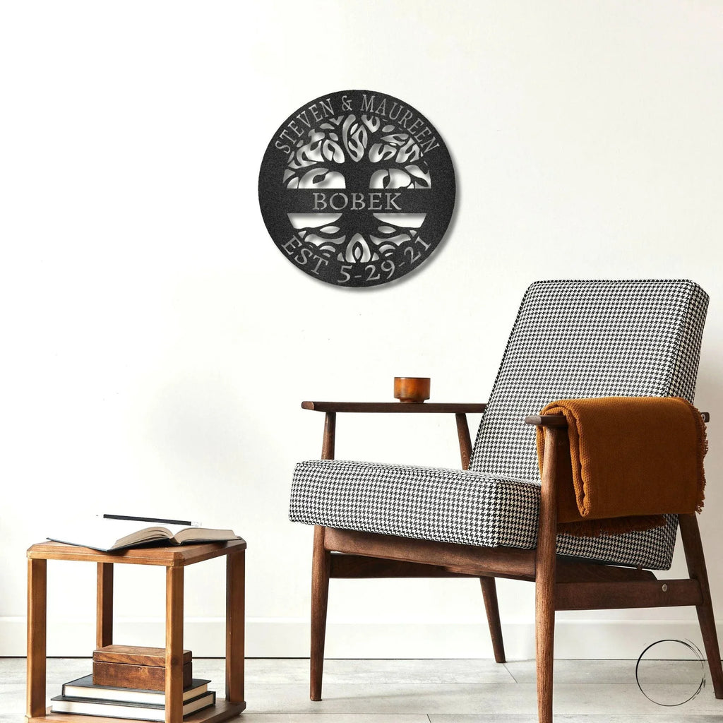 Personalized Tree of Life Metal Wall Art: Celebrate Heritage & Special Moments