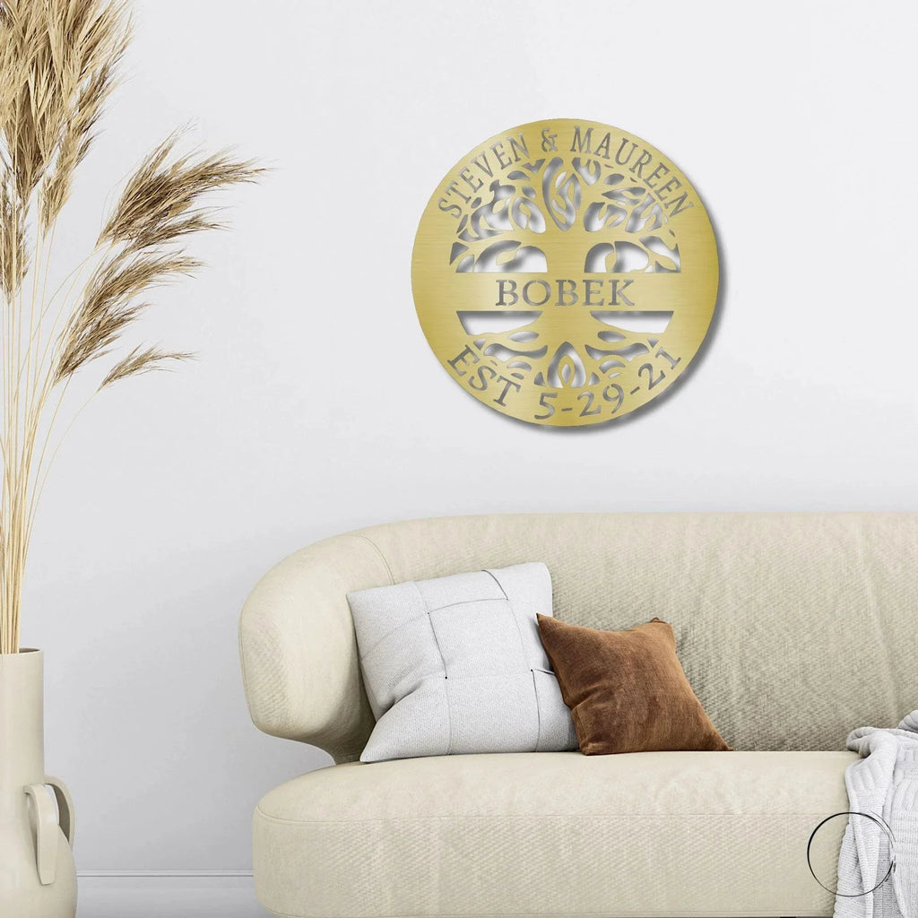 Personalized Tree of Life Metal Wall Art: Celebrate Heritage & Special Moments