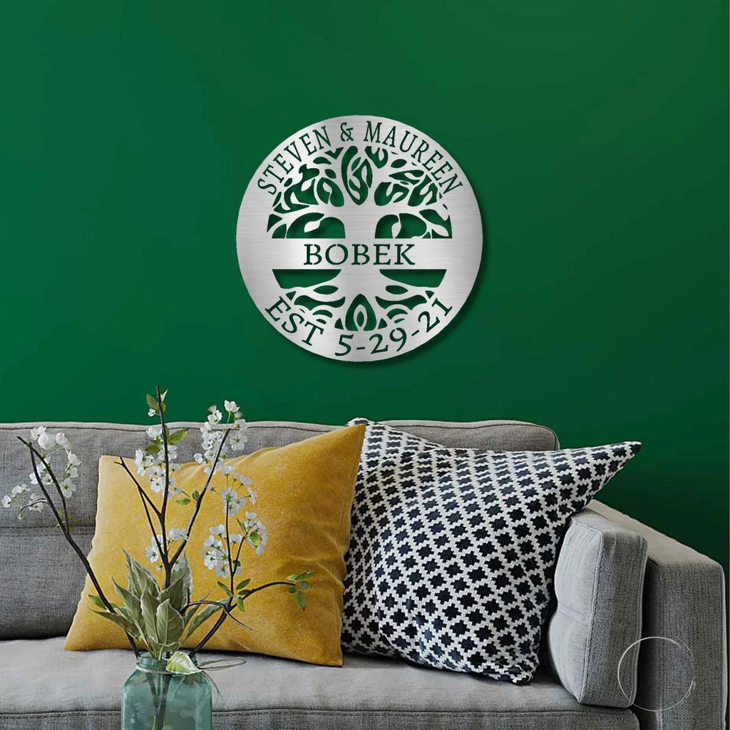 Personalized Tree of Life Metal Wall Art: Celebrate Heritage & Special Moments