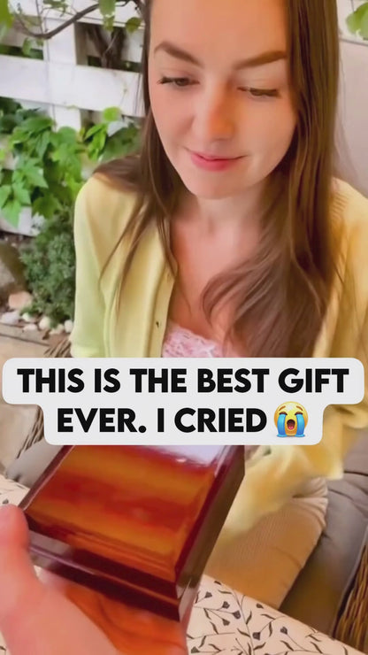 Happy Thanksgiving Gift for Her – True Friend Message Card Necklace, Meaningful Appreciation Jewelry for Best Friend, Sister, or Loved One