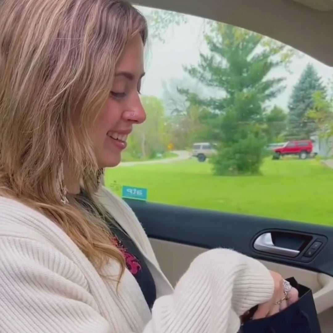 To My Beautiful Granddaughter – Love Knot Necklace | “Angel Sent From Above” Inspirational Message Card | Grandparent Gift for Birthday, Christmas & Milestones