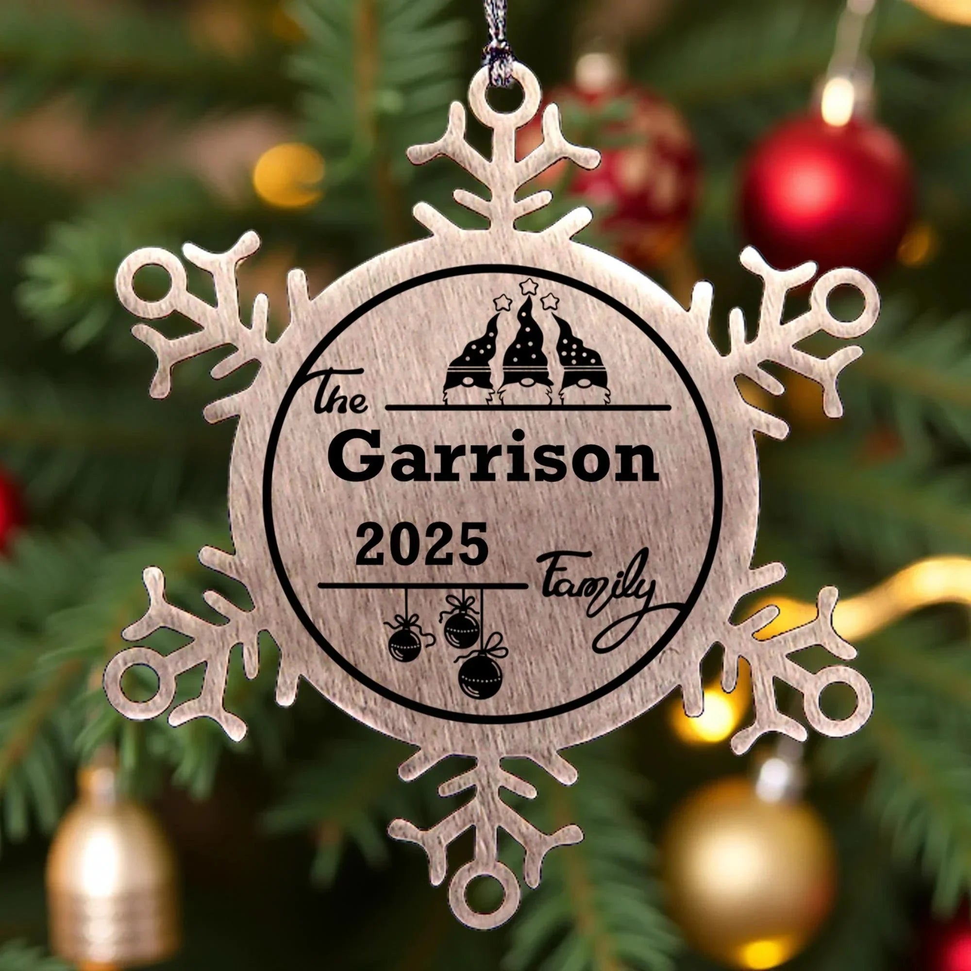 Personalized 3 Gnome Family Snowflake Ornament – Custom Stainless Steel Christmas Keepsake with Gift Bag – Engraved Names & Dates Holiday Decor for Family, Friends, Couples