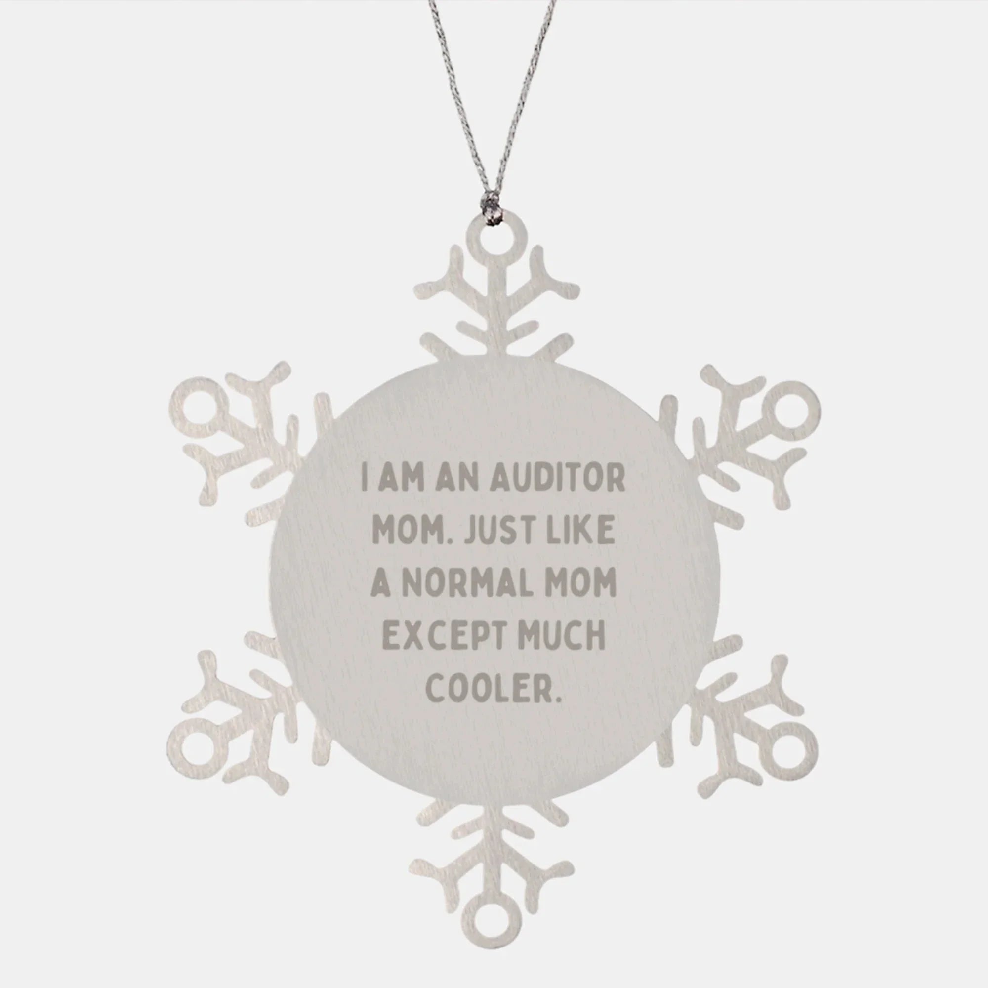 Auditor Mom Gifts from Family, Cute Snowflake Ornament for Auditor, Christmas Unique Gifts for Women, I Am An Auditor Mom