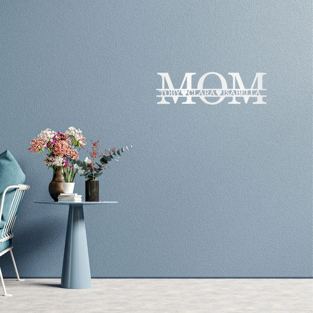 Personalized Mom Metal Wall Art – Custom Kids Names Sign with Heart Separators – Family Name Steel Décor – Mother’s Day Gift
