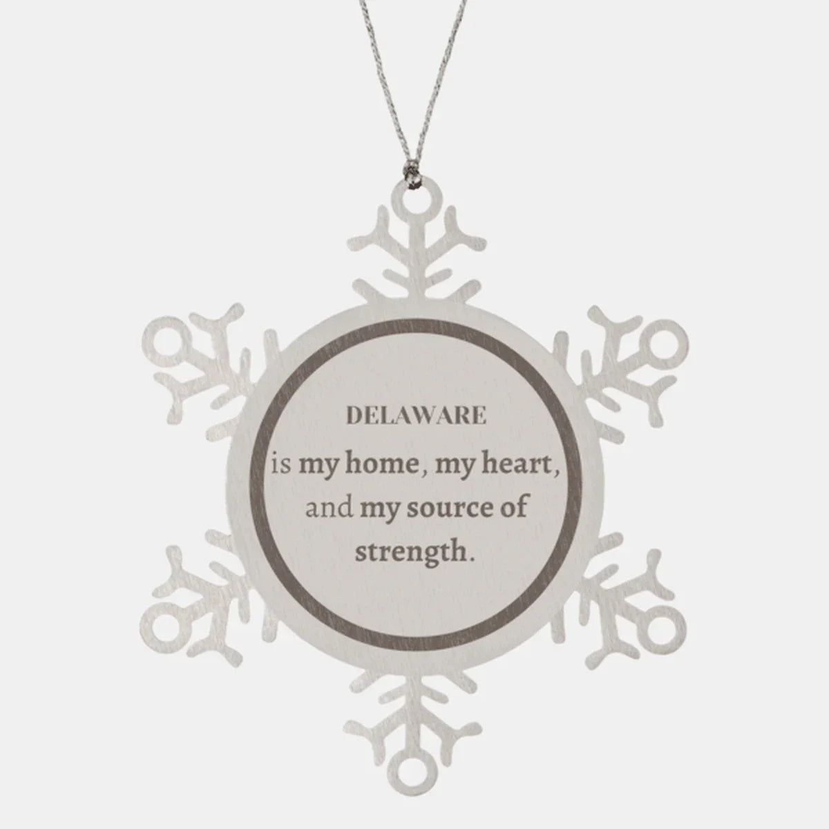 Delaware is my home Gifts, Lovely Delaware Birthday Christmas Snowflake Ornament For People from Delaware, Men, Women, Friends